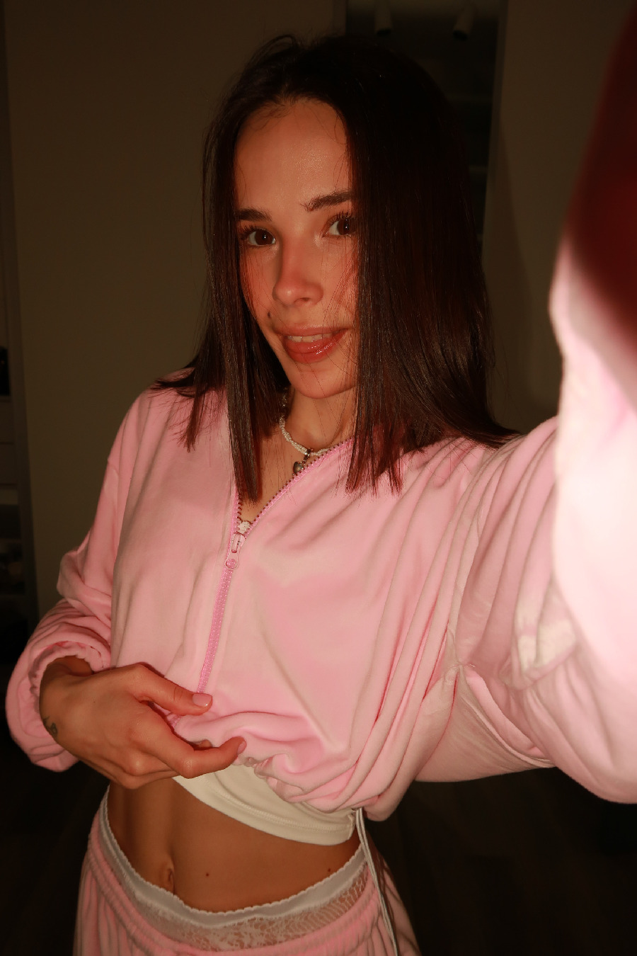 Tina brings the glow — live moments in St. Petersburg